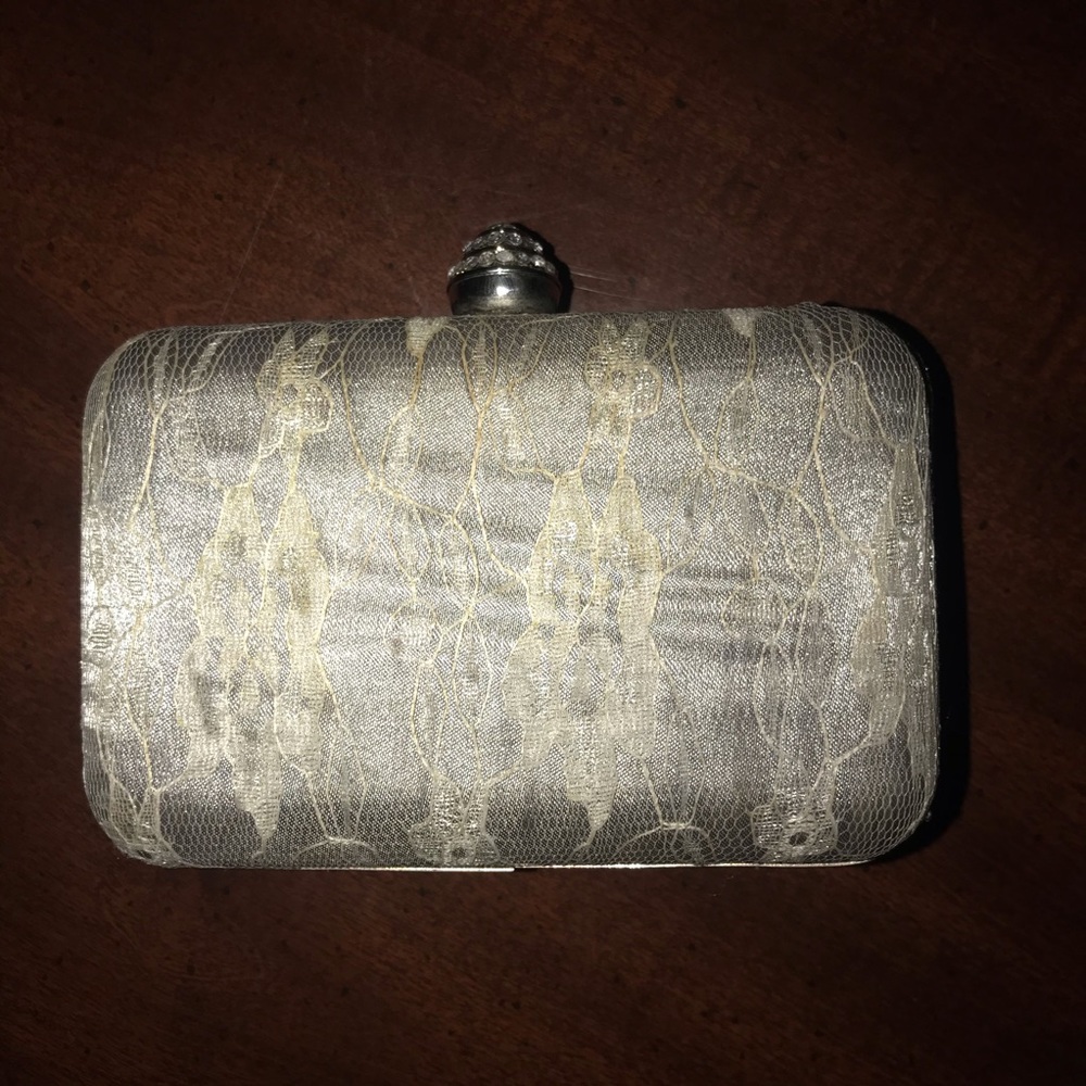 Alexia Crawford gray lace clutch with chain